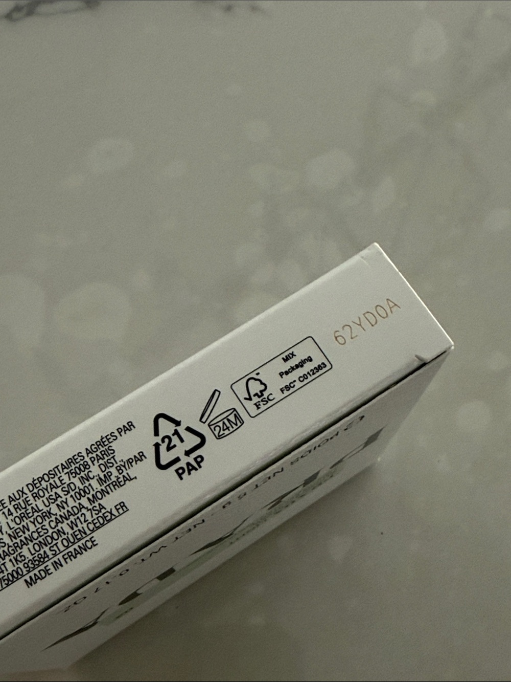 New Prada Pink Light Glowing Highlighter Powder - 02 Pink - Picture 5 of 5